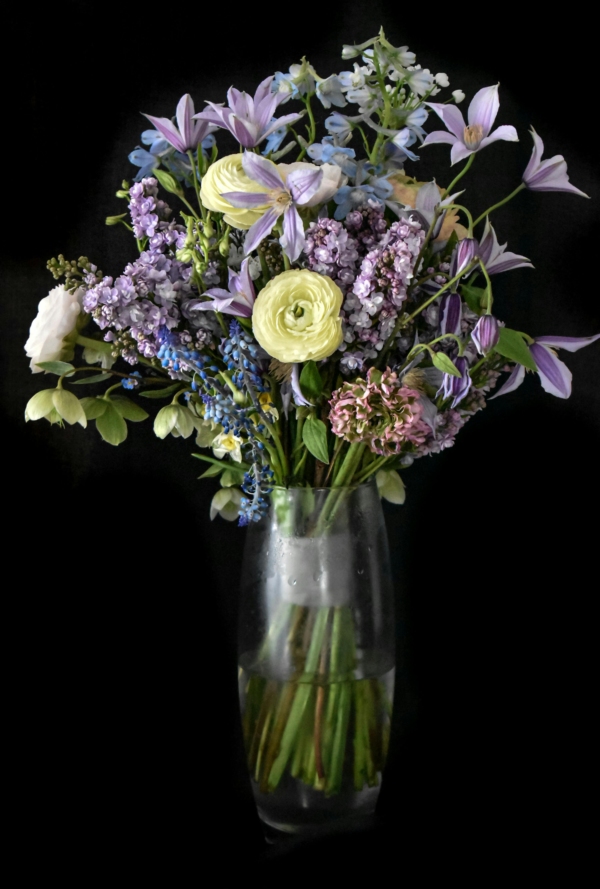 Luxury Mixed Bouquet by Envie Roses Prestige